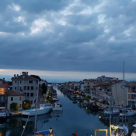 View Of The Canal Appartement Grado